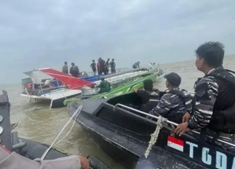 Kemenhub Pastikan 12 Korban Speedboat Mister Un Selamat, Nakhoda Masih Dicari