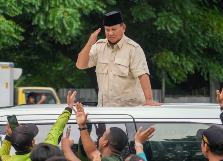 Prabowo Undang Petugas Upacara HUT RI ke Hambalang