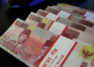 Rupiah Dibuka Melemah ke Rp17.879 per Dolar AS