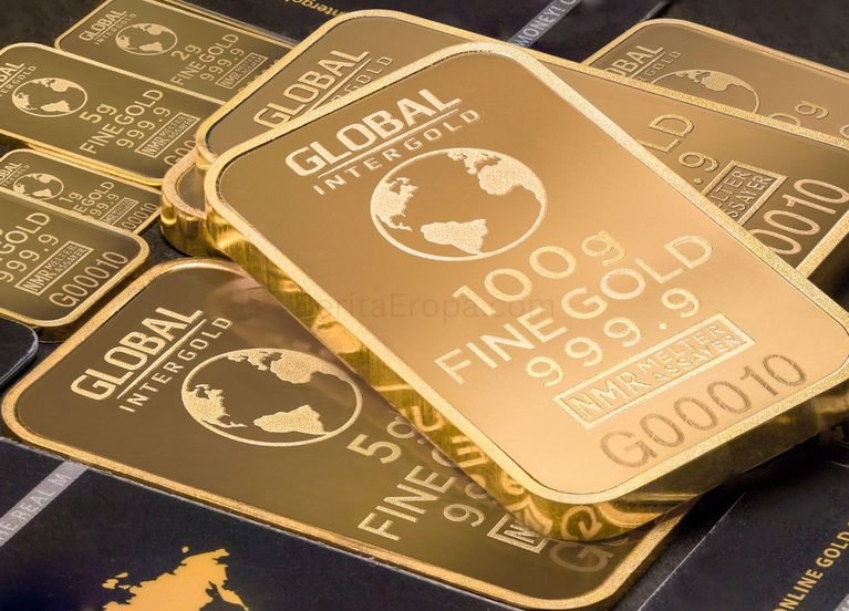 Harga Emas Pegadaian Senin: Antam Rp2,642 Juta per Gram