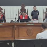 Sidang Perdana Taufik Hidayat Digelar di PN Bale Bandung
